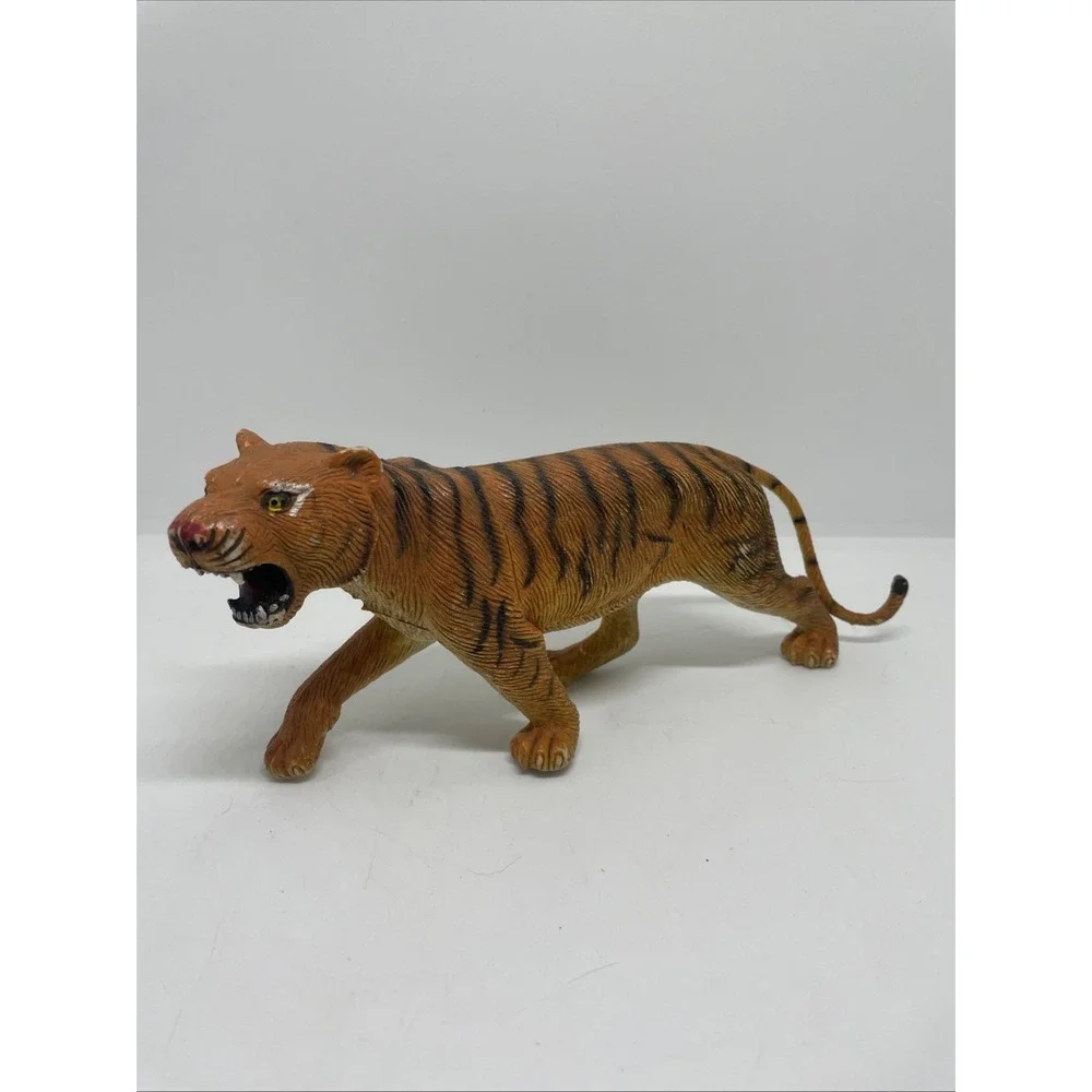 VINTAGE 1987‎ Plastic Rubber JUNGLE TIGER Toy Figure Figurine (J)